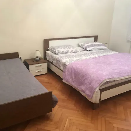 Apartment Buici *